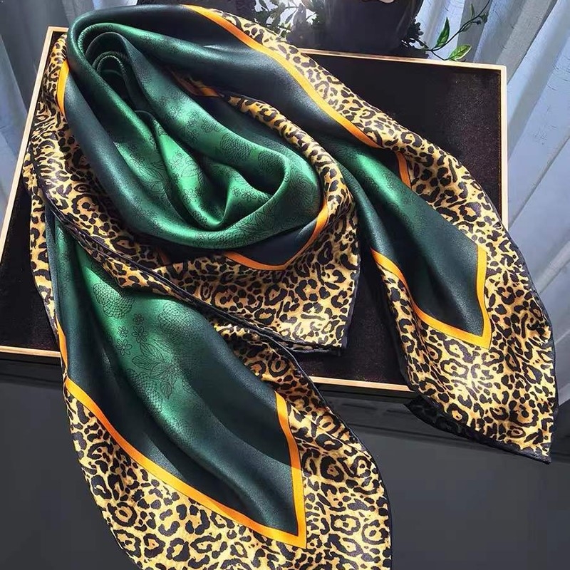 [BYSIFA] New Emerald Green Sil - Women Accessories Brands review and price